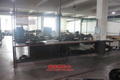 凌宇CLY5161ZLJ自卸式垃圾車用的康明斯ISDe180 40發(fā)動(dòng)機(jī)的配件及維修