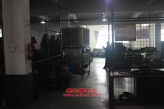 銀盾JYC5120ZLJDFL1自卸式垃圾車用的康明斯ISDe180 30發(fā)動機的配件及大修